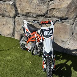 Kayo TT 140 Dirt Bike