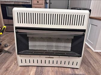 ProCom Ventless Wall Heater
