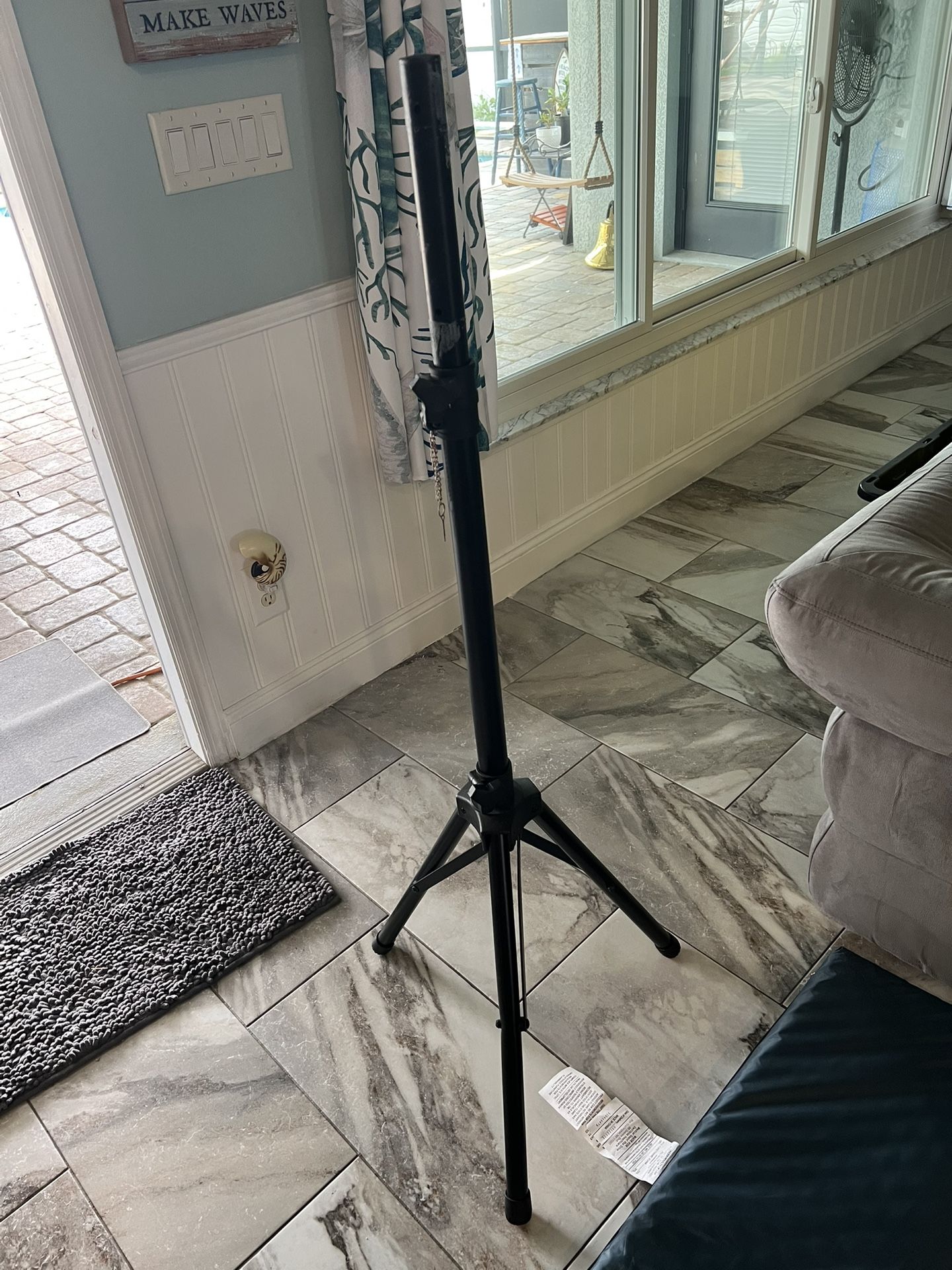 Speaker stand For Sale