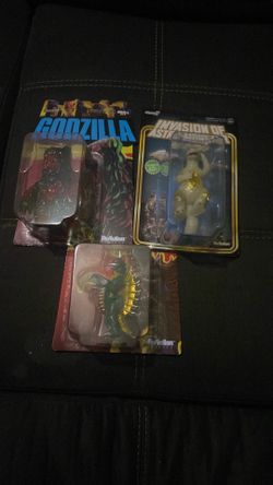 Set of 3 Godzilla super 7 figures