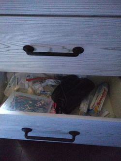 Dresser/4drawers