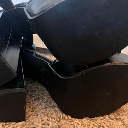 Black metallic knotted strap platform heels