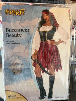 Women’s pirate costume