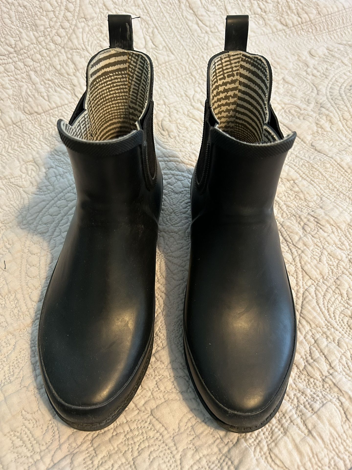 LL Bean Women’s Wellie Chelsea Boot