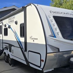2021 Coachmen Freedom Express 192RBS