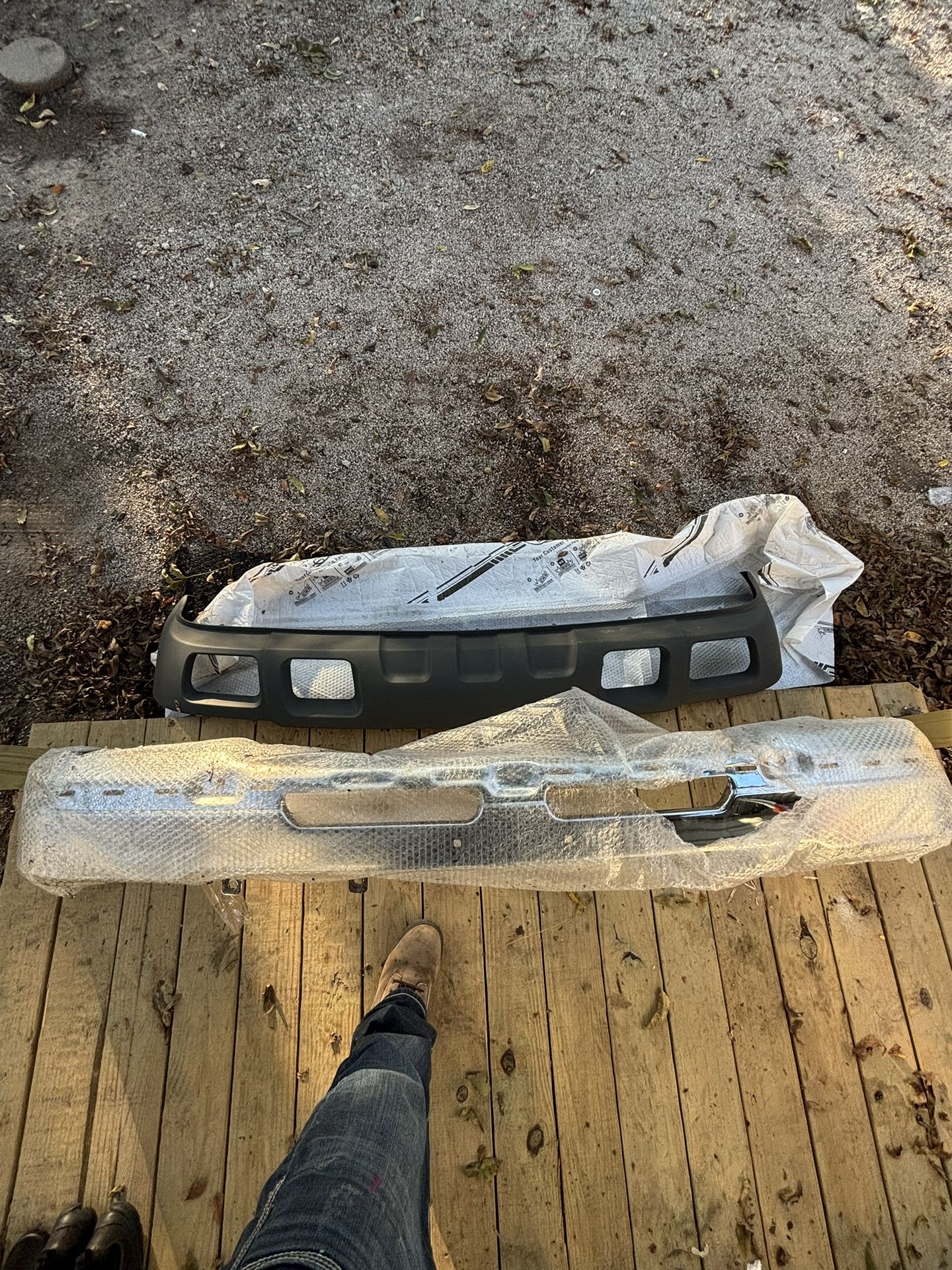 03-06 Chevy Silverado Bumper Parts