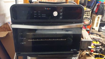 Instant Brand Air Fryer/ Oven