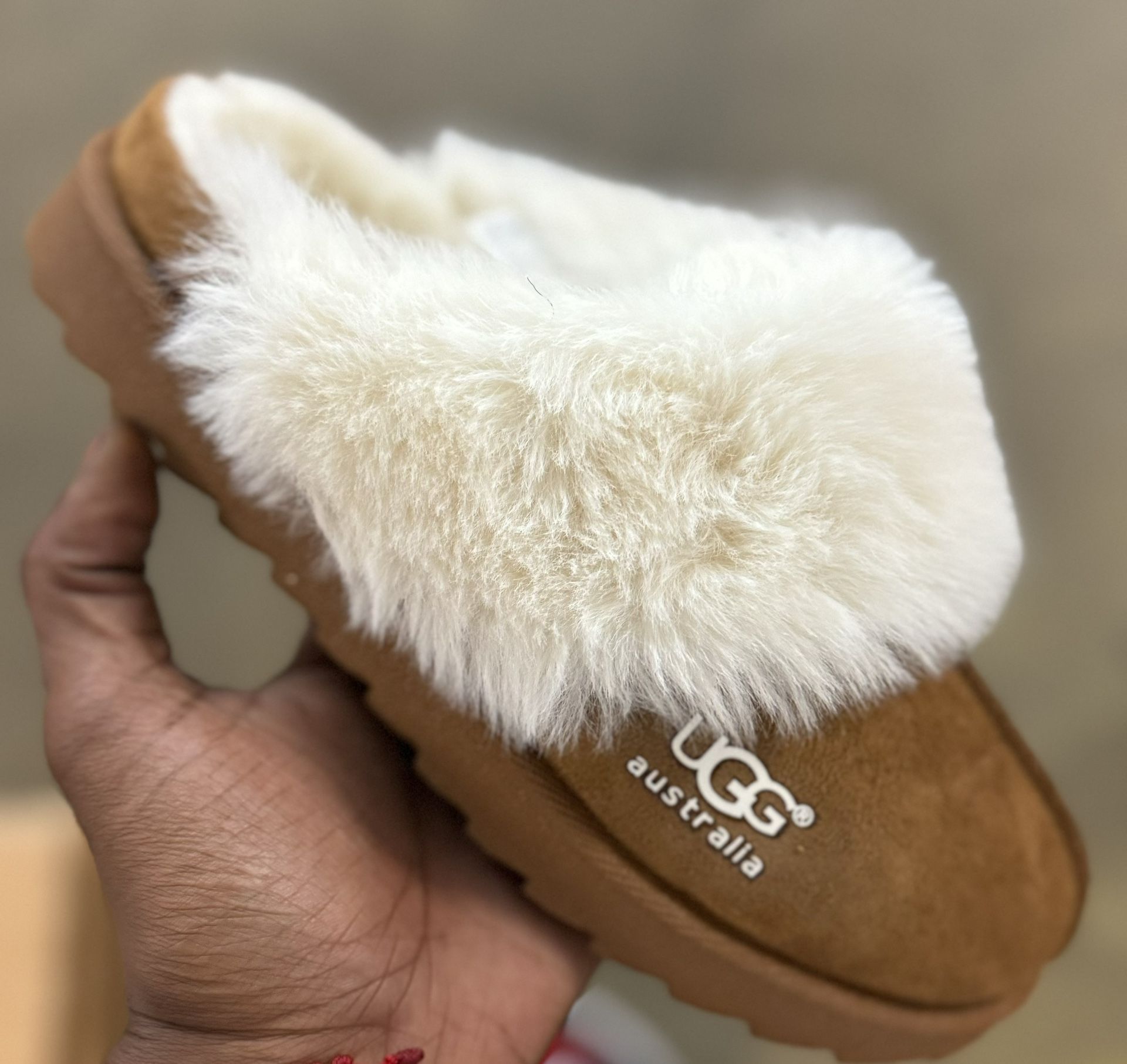WOMEN UGGS