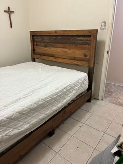 Queen size bed