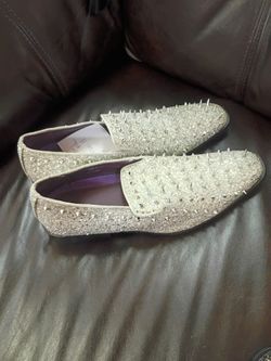 Silver  men's Stacy adams Dress shoes