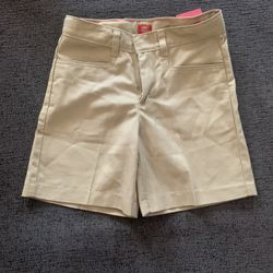 Dickies youth size 10 brand new khaki tan dickies shorts