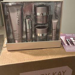 Mary Kay  New 