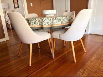 4 Beautiful Dining Chairs