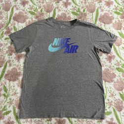 grey and blue t-shirt - Nike