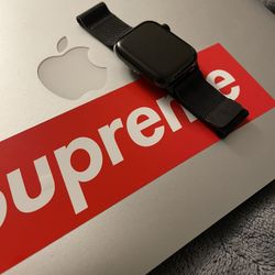 Apple Watch Series 4 Stainless Steel 