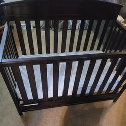 Baby Crib. Adjustable With Mattress 