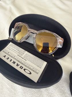 HSTN Golden frames