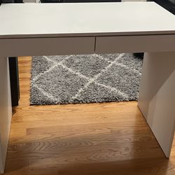 Vanity Desk