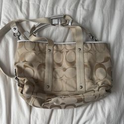 Coach signature canvas tote