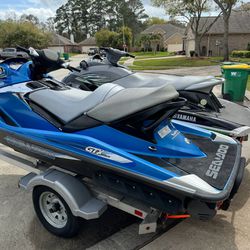 Pair of jet ski w trailer Yamaha VX Deluxe Sea Doo GTX Limited Supercharged