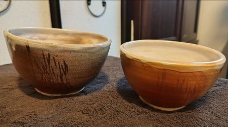 Pair of Justin Rothshank Pottery Bowls - 5" & 5.5" - Signed Studio Soda Fired