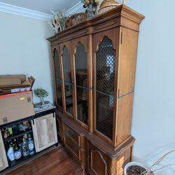 2 Peices Dinning Room Hutch 