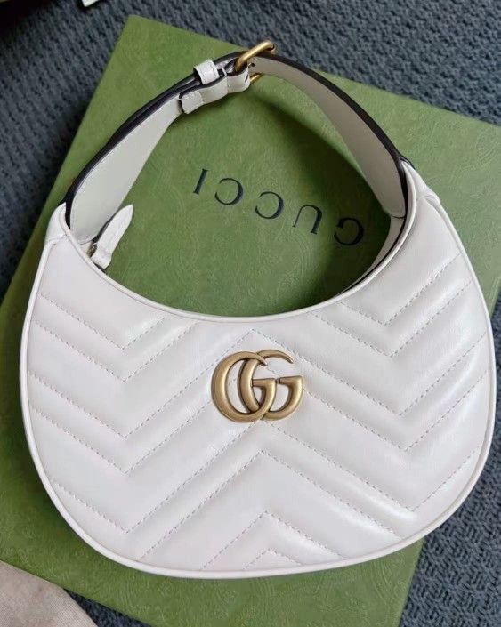 Gold distressed double G leather chain shoulder straps V-shaped quilted leather half-moon bag underarm bag handbag shoulder bag mini ladies cream whit