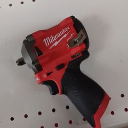 Milwaukee New 3/8" Stubby Impact Wrench 12M Fuel 