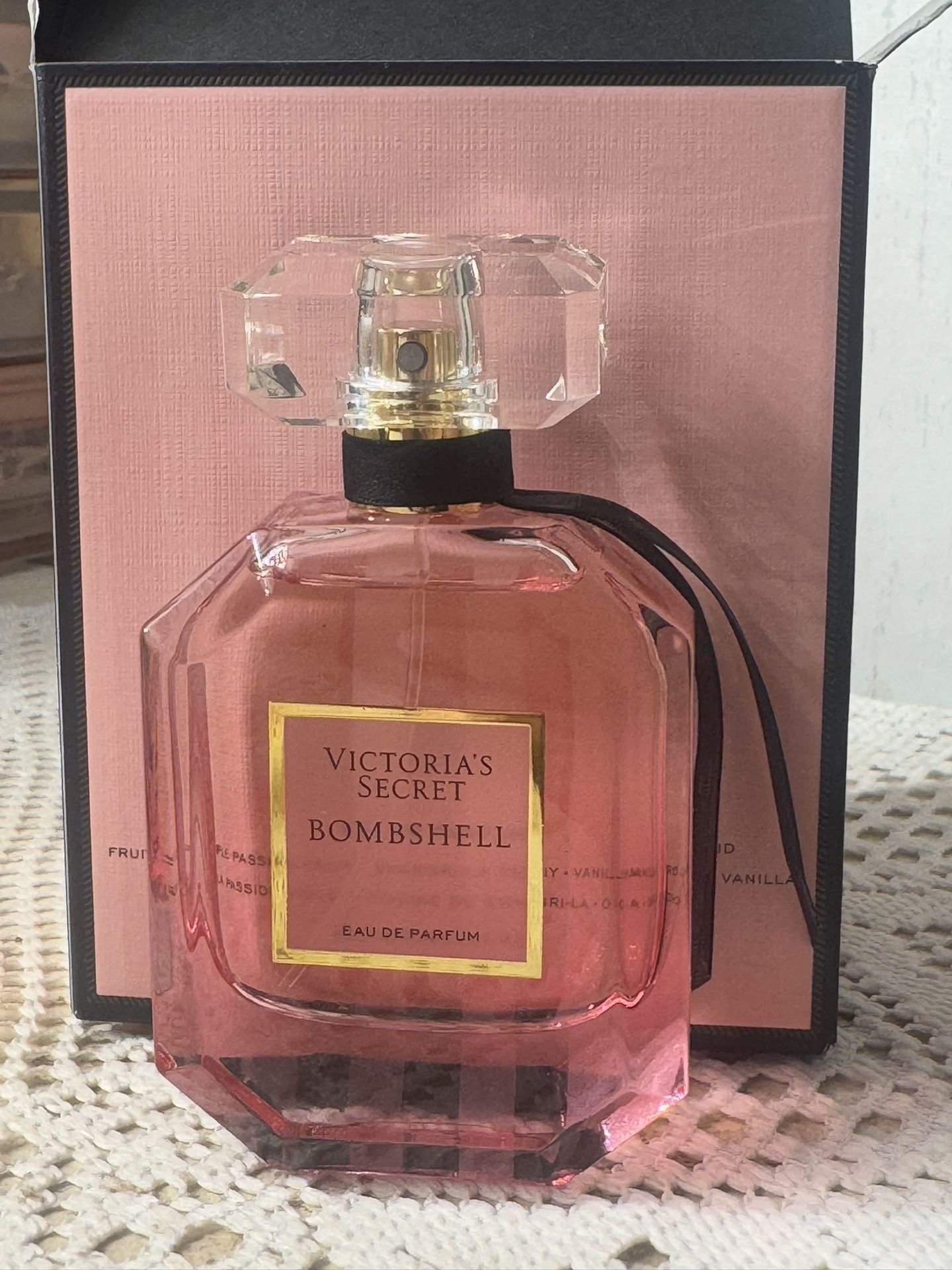 Victoria Secret Bombshell Perfume (1.7 oz)