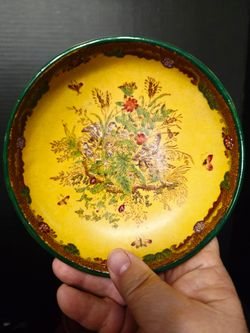 Vintage Hua Ping Tang Zhi 6" Footed Bowl Birds, Flowers, Butterflies 6"
