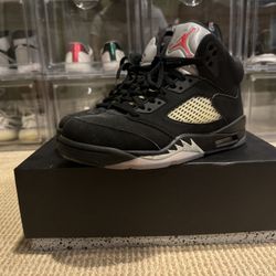 Air Jordan 5 Black Metallic Size 8.5