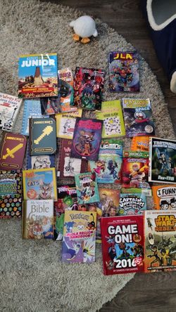 Book Lot Minecraft Star Wars Stickers YouTubers Comics Fact Books Dinosaurs