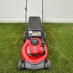 Troy bilt tb110 lawn mower with bag 