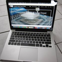 Apple Macbook Pro A1502 Intel (contact info removed) 8GB 512GB Flash HD Sequoia - $299 (Schererville IN)