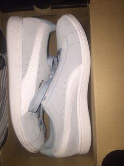 LIGHT BLUE PUMAS size 7.5 in women