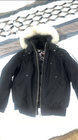 Moose Knuckle Large Mint Condition