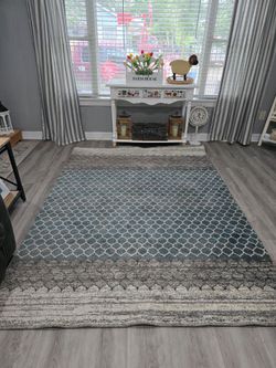 Blue Tile Geo Area Rug 6x8