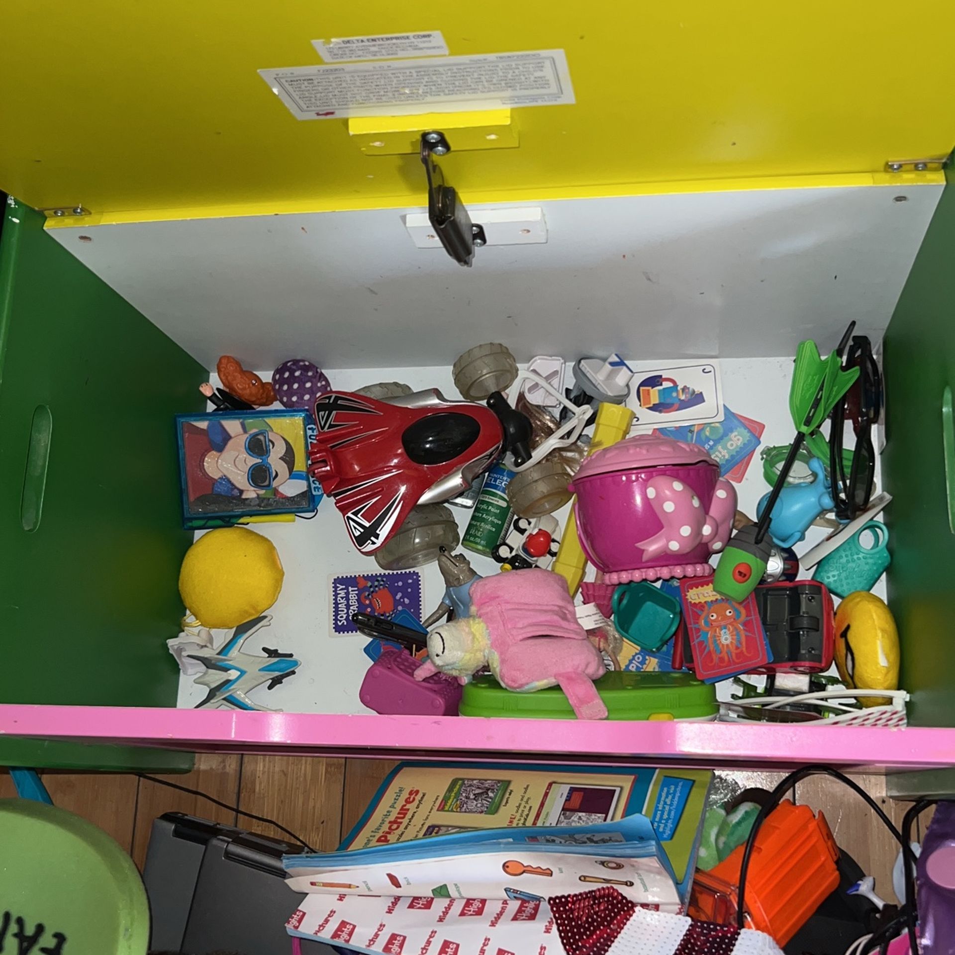 Dora Toy Box