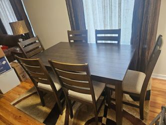 Dining room set