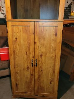 Computer Cabinet Armwall