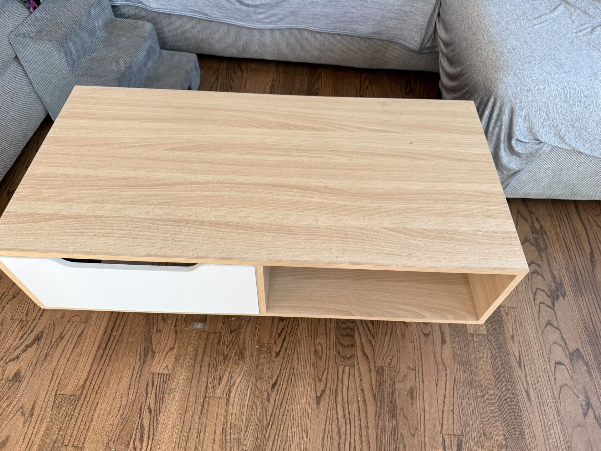 OBO-Modern Wood Coffee Table – Excellent Condition!