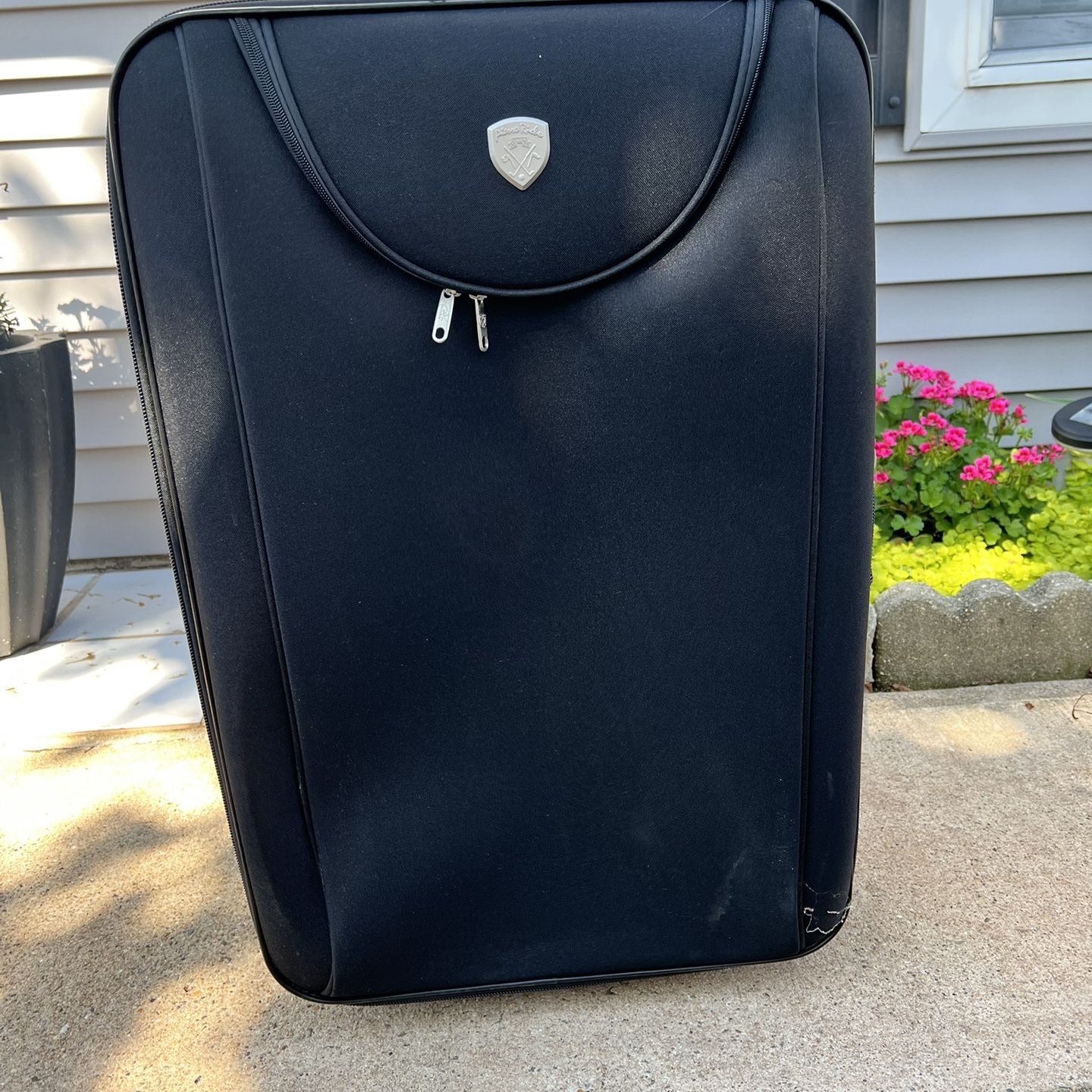 Pierre Riche- 30” Travel Luggage (Black)*** for Sale in Piscataway 