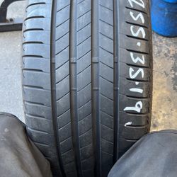 255/35/19 Bridgestone Turanza T 005 Run Flat , One Tire Available