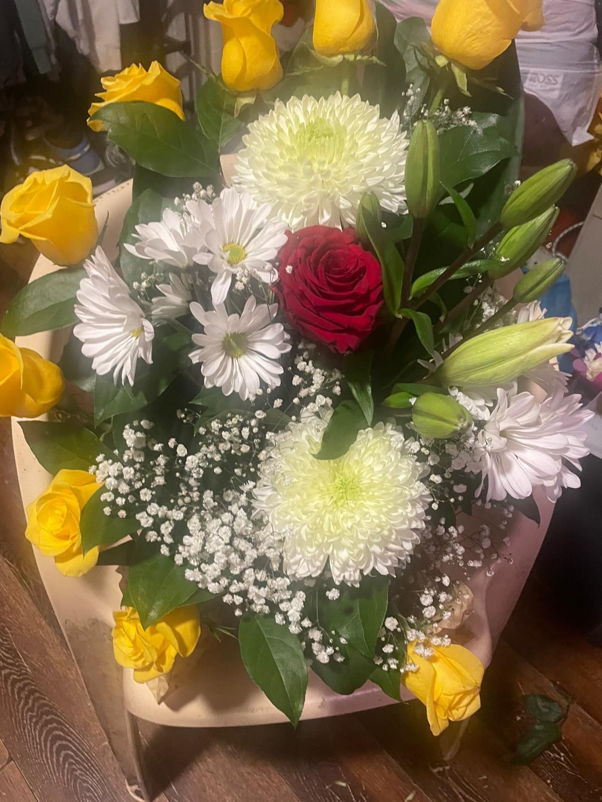 Flowers/ Flores/ Bouquet/ Arrangements/ Arreglos Florales