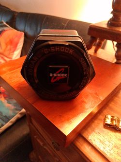 Vuntage Casio G Shock Watch.