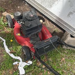 She Is A Runner Went Out The Car Gotta Go. I Have A Plug Cable For A New One Disney More Cable And That’s It. I Clean It Up Before You Get Going.