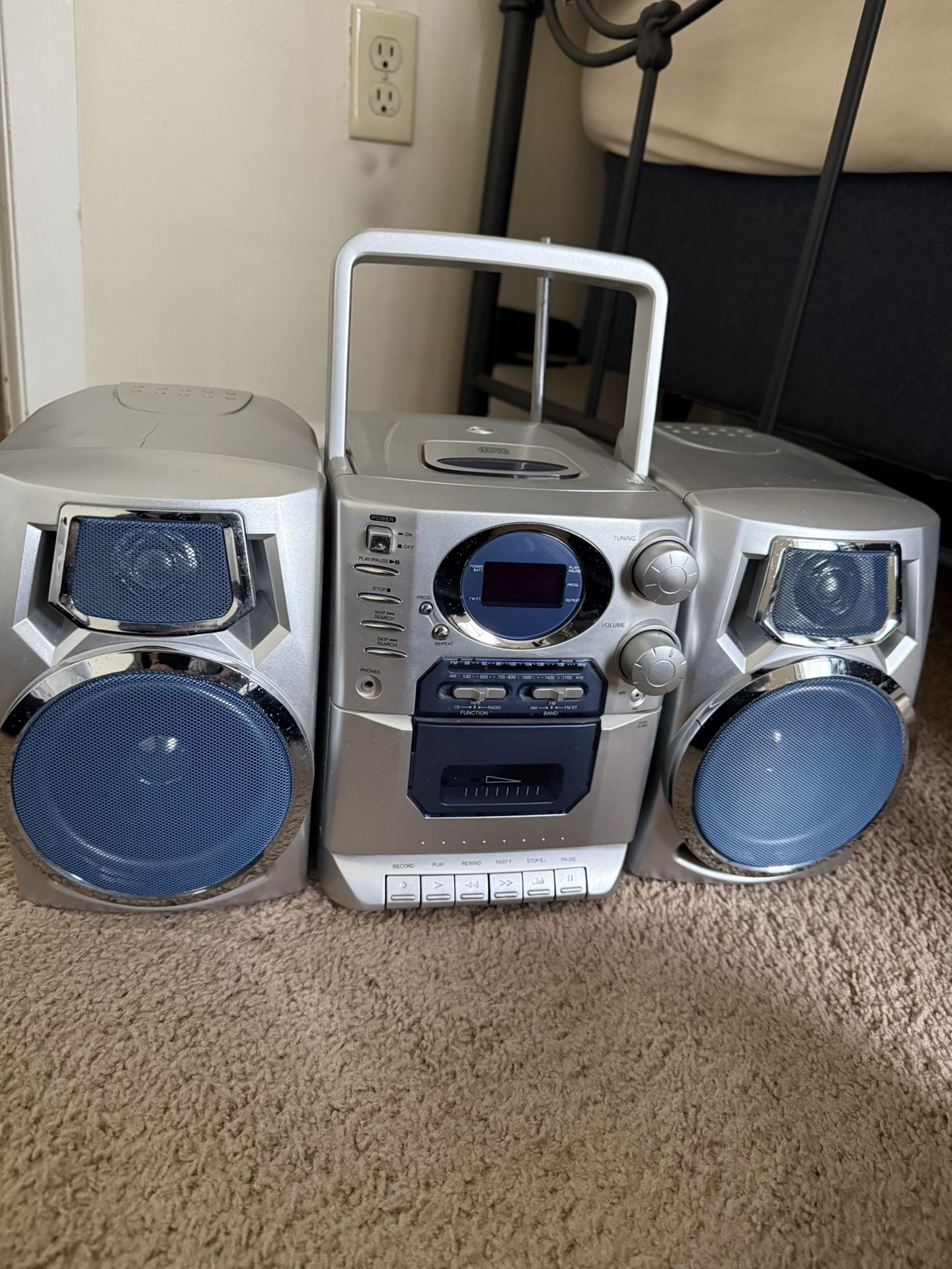 Vintage Durabrand Boombox AM/FM Cassette CD Portable Stereo CD 1493