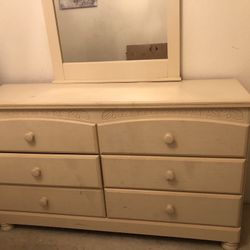 Cream Color Bedroom Accessories 