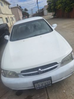 Nissan Altima 4 Door