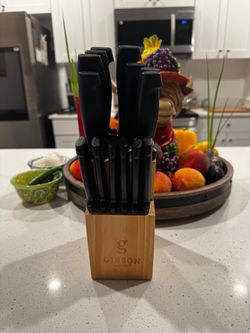 Kitchen knives